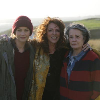 Marie Hersant (R. Agogué), Gaëlle (M. Detmers) et Anne (D. Lavanant)